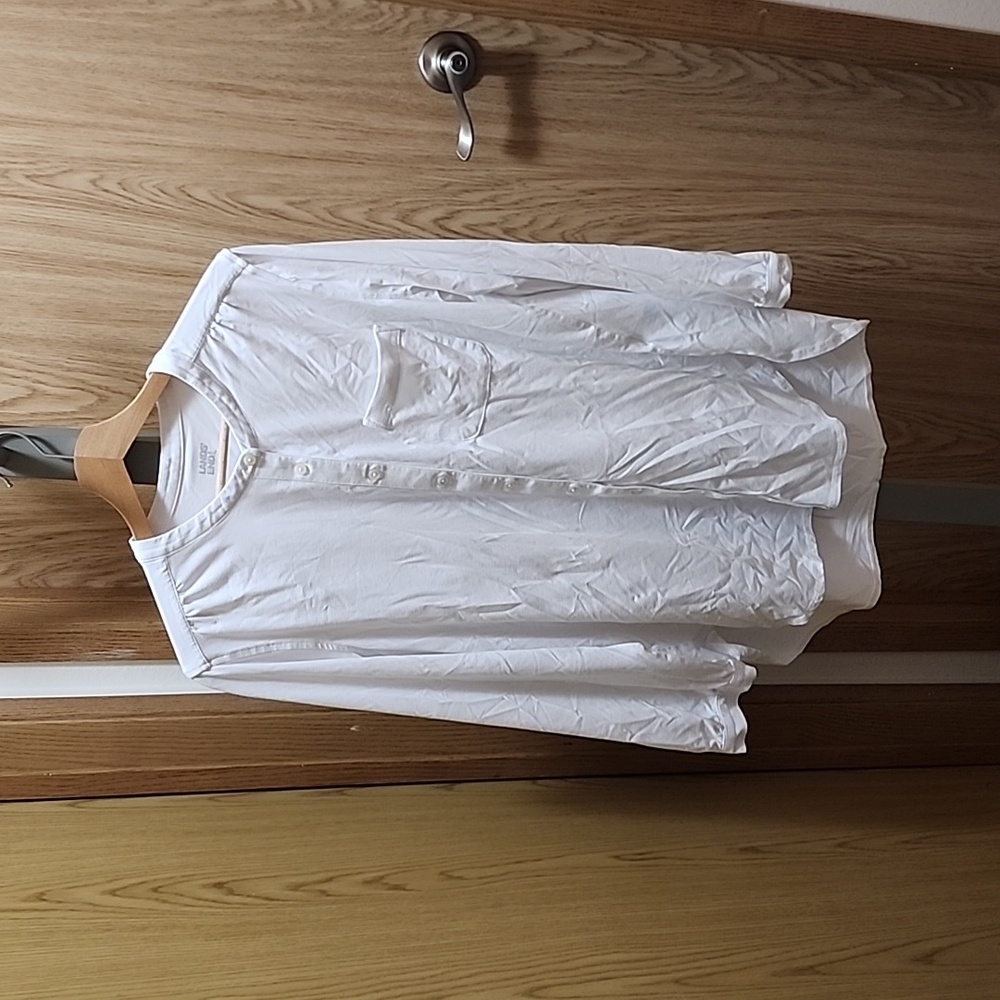 Women's Lands' End long sleeve shirt - size medium